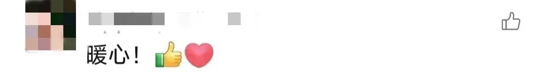 惊险！车辆侧翻，他们一拥而上……