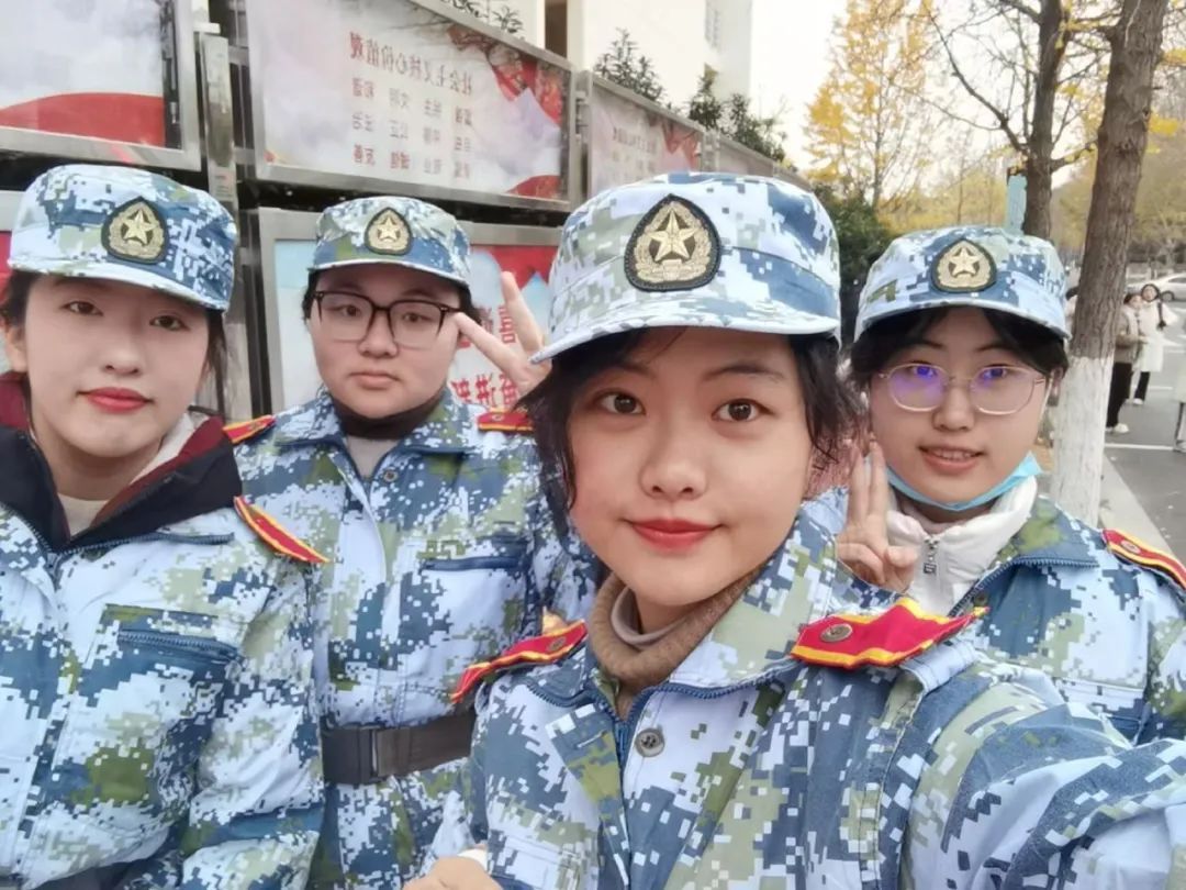 “研”值拉满！114宿舍全员保研！