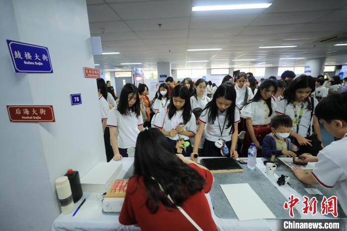 印尼校园里的“汉字嘉年华”