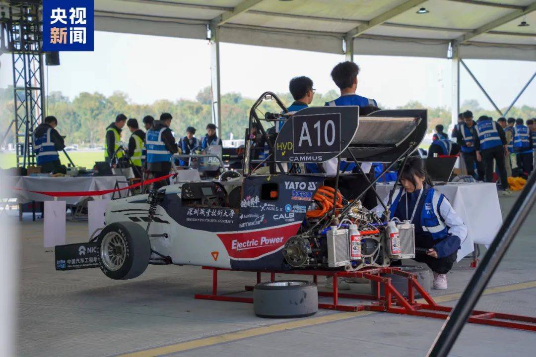 “汽修女孩”古慧晶,凭实力再次出圈! “汽修女孩”古慧晶,凭实力再次出圈!