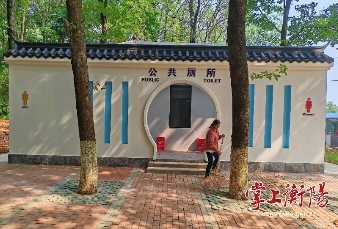 女厕蹲位比男厕多2个，衡阳一景区新建公厕解决“女性如厕难”，市民点赞