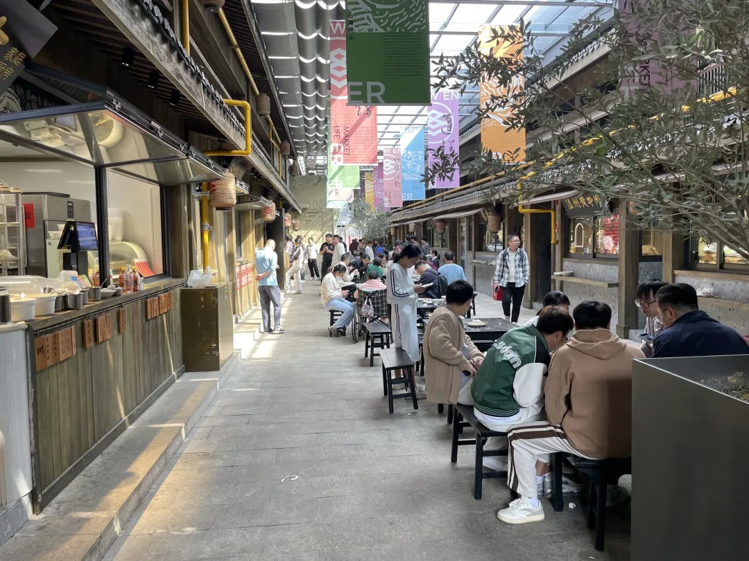 几块钱一个菜！杭州这股风刮起来了！为了吸引年轻人，够拼的...