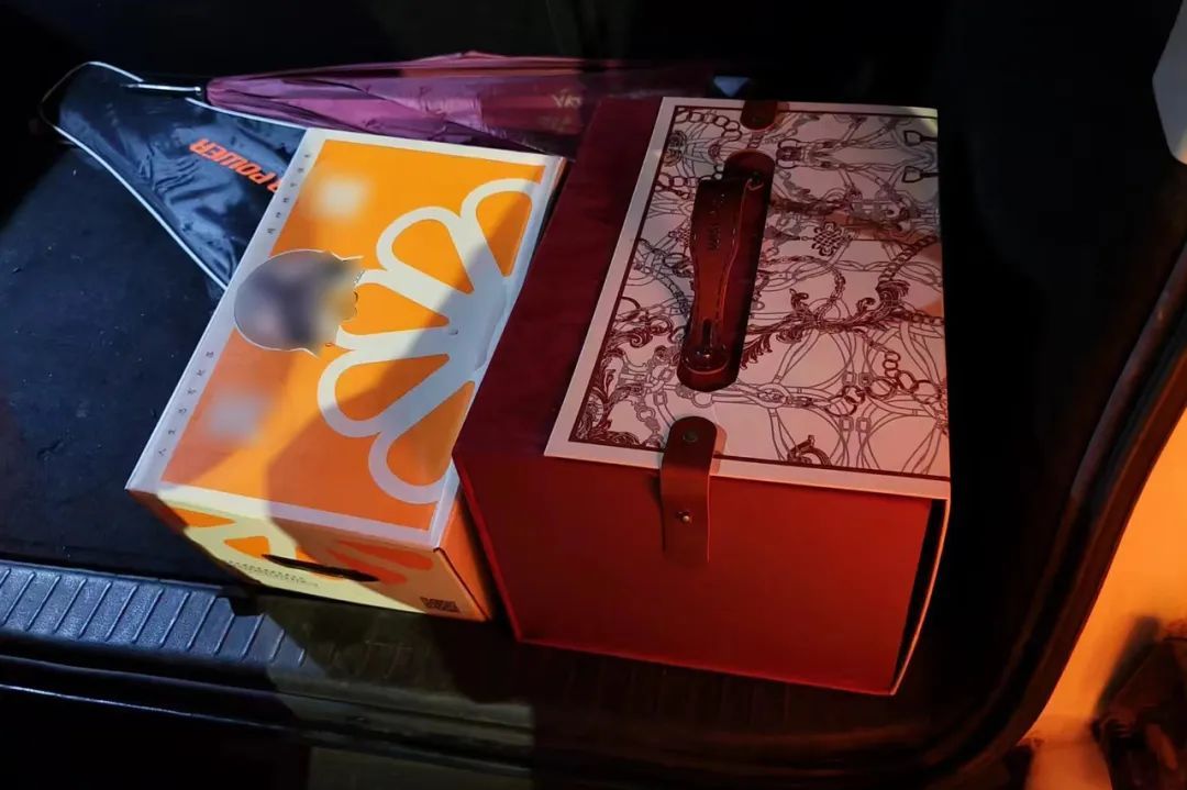 热水壶、“喜糖”藏着大把现金？多地已发生，小心奇怪订单