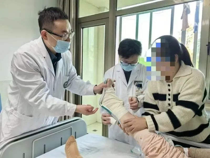 镇江17岁高中生,扭伤就医后却查出…… 镇江17岁高中生,扭伤就医后却查出……