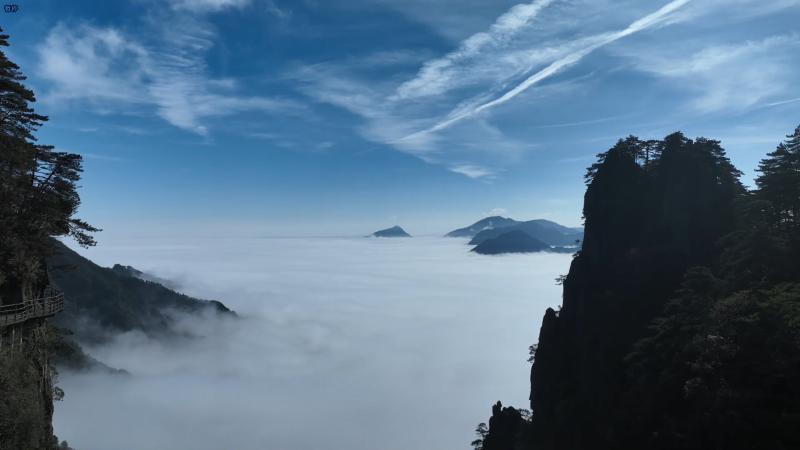 江西安福：羊狮慕迎来变色季  高山云海尽享冬日美景