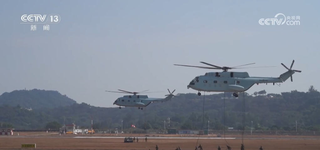 机器狼、电子对抗沙盘……多个首展!大国利器频出 盘点珠海航展数个惊艳亮点 机器狼、电子对抗沙盘……多个首展!大国利器频出 盘点珠海航展数个惊艳亮点