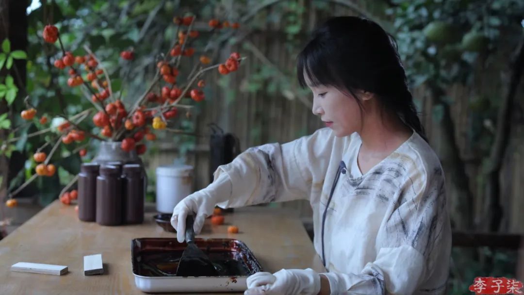 李子柒回归爆火！网友：每一帧都是对生活的热爱