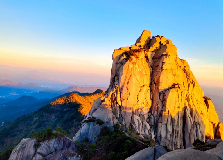暂停!天柱山风景区发布公告 暂停!天柱山风景区发布公告