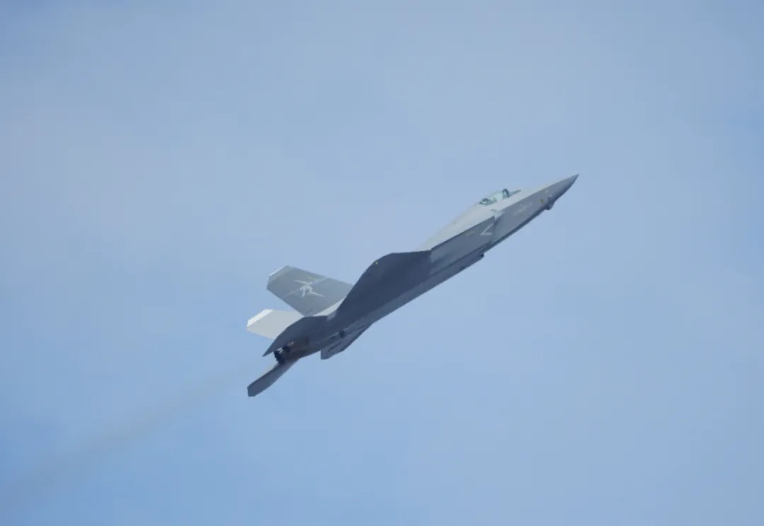 “我们的飞机真棒”!跟101岁的战士连线…… “我们的飞机真棒”!跟101岁的战士连线……