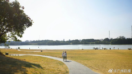 广州一废弃沙场变身网红露营公园 广州一废弃沙场变身网红露营公园