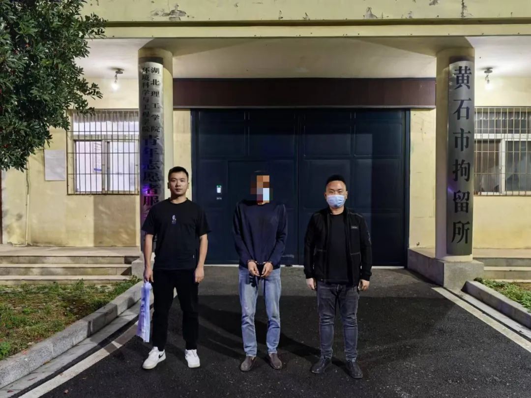 男子“扫楼式”盗拆空调外机,获利4万余元被抓获 男子“扫楼式”盗拆空调外机,获利4万余元被抓获