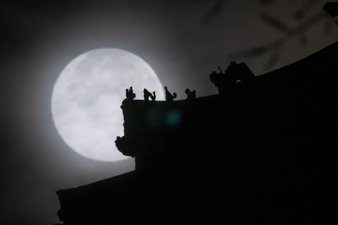 “超级月亮”,高清大图来了! “超级月亮”,高清大图来了!