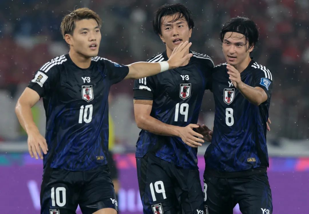 13分独占鳌头!日本4-0大胜印尼,下轮踢国足 13分独占鳌头!日本4-0大胜印尼,下轮踢国足