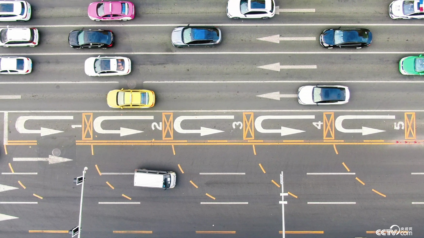 “联动式掉头”车辆怎么走?详细攻略请查收! “联动式掉头”车辆怎么走?详细攻略请查收!