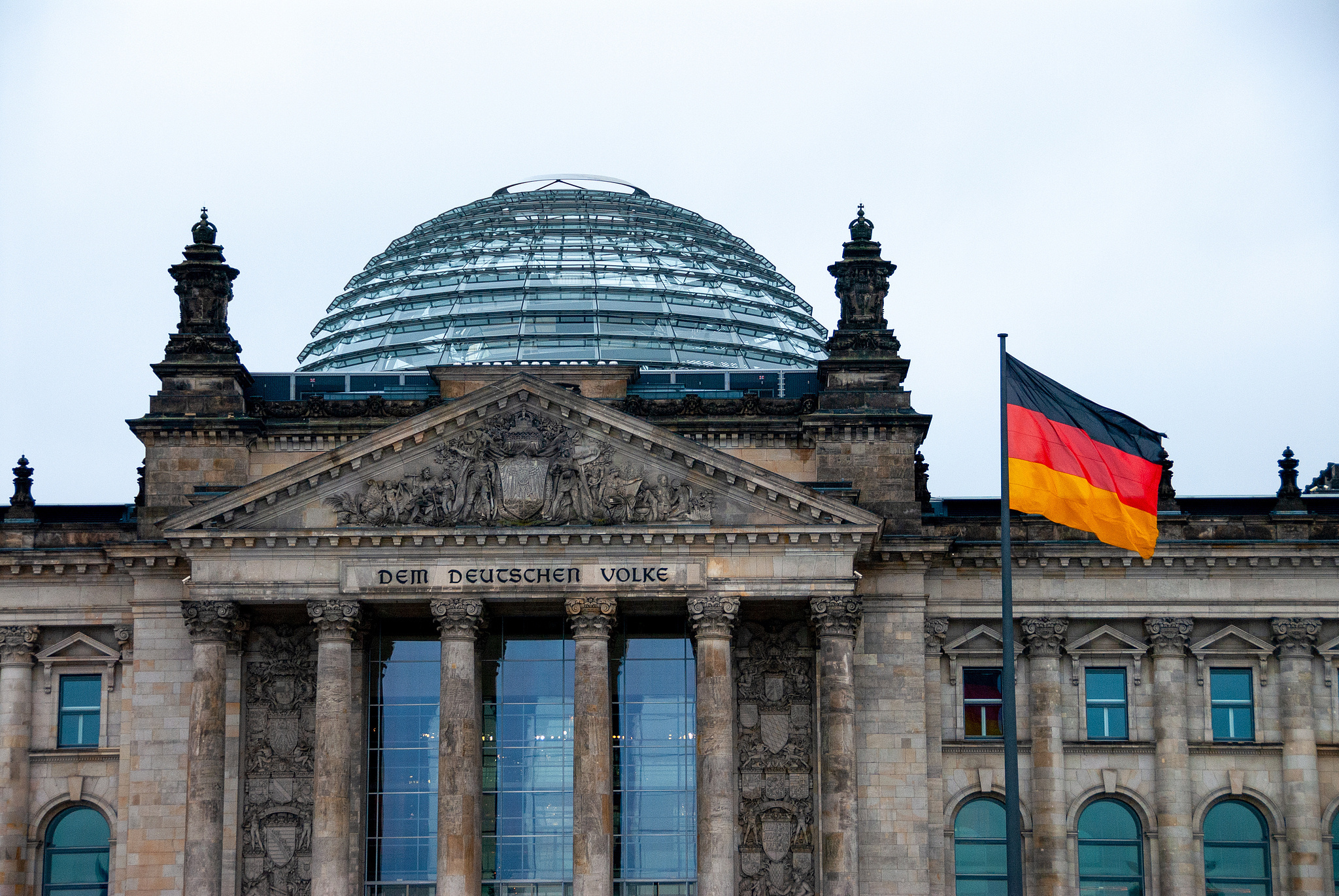 断联23个月后 德国总理给普京打了个电话 断联23个月后 德国总理给普京打了个电话