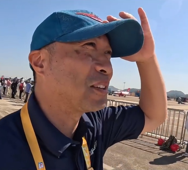 歼-35真的来了！你看到了吗？