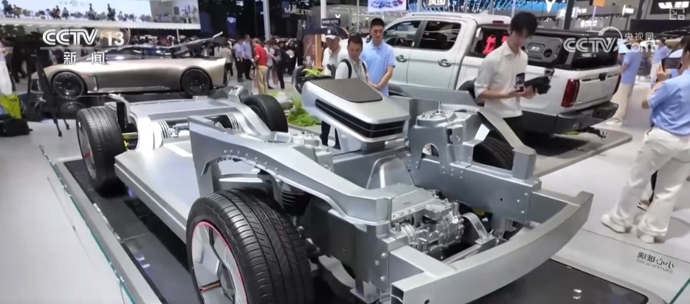 跟上“新”形势,年产迈上千万辆!新能源汽车市场智能化爆发 跟上“新”形势,年产迈上千万辆!新能源汽车市场智能化爆发