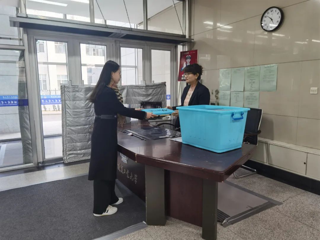 报“暗号”就能领免费早餐?被高校这些操作狠狠感动了…… 报“暗号”就能领免费早餐?被高校这些操作狠狠感动了……