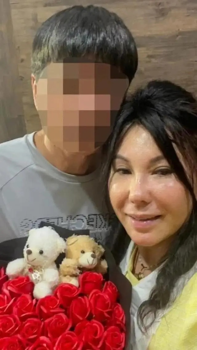 富商遭绑架勒索4900万，主谋竟是其妻！案发前还在晒照秀恩爱