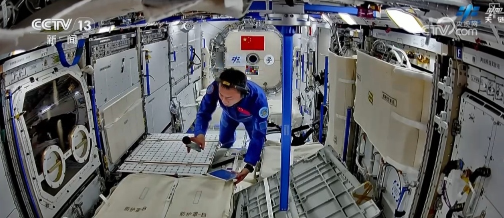 “太空出差”超半月 神舟十九号乘组高效开展在轨工作