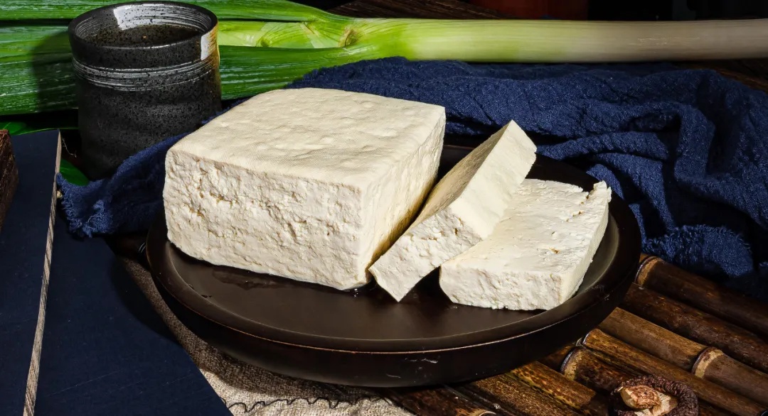 大豆容易引起性早熟？不适合痛风和三高病人食用？权威答复