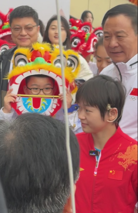 全红婵来武汉了！现场好燃！