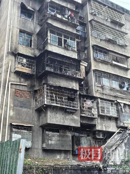 湖南张家界民房火灾一家七口遇难，邻居称张家界火灾起火点为手机配件仓库