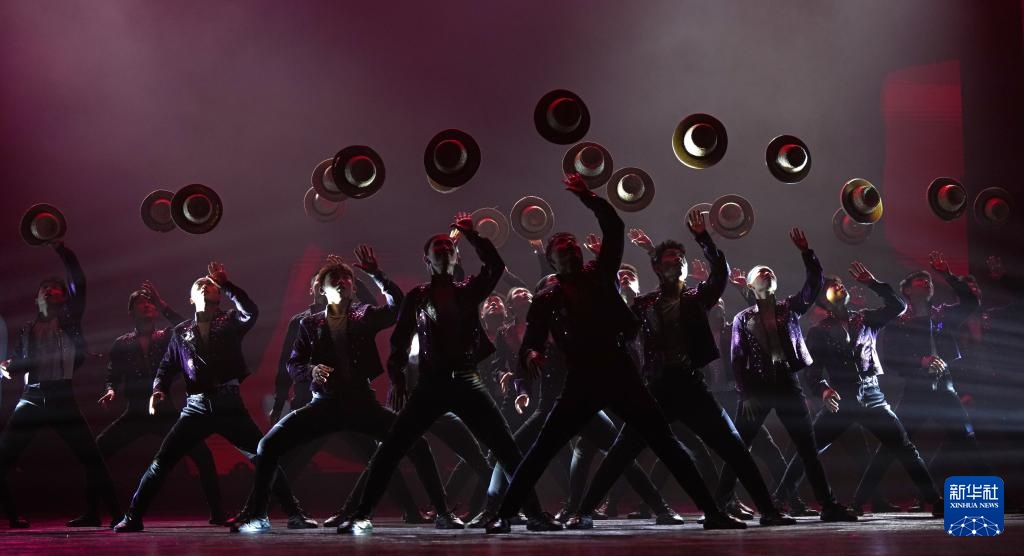新时代全国优秀杂技节目展演在京举办