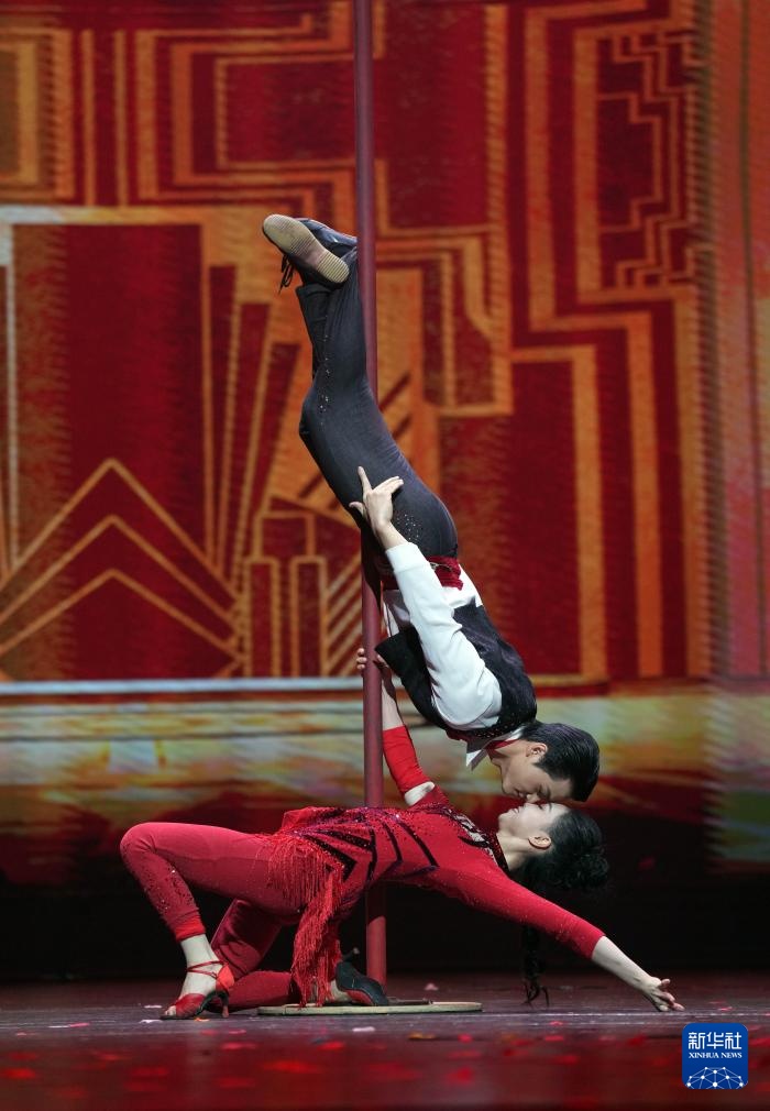 新时代全国优秀杂技节目展演在京举办