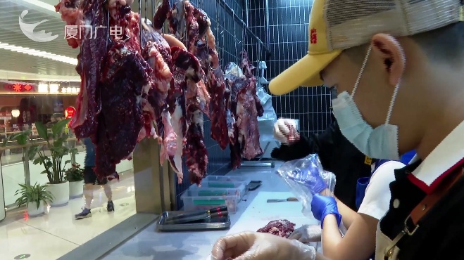 突击检查！我们能放心吃吗？厦门知名火锅店后厨情况→