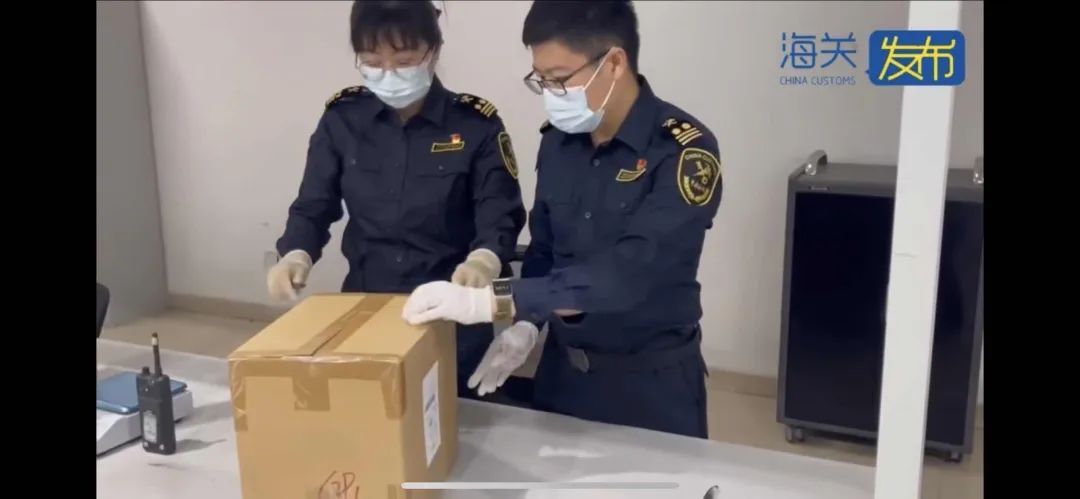上海海关：这批“车载香薰”“眼影”有毒！成分和数量令人震惊