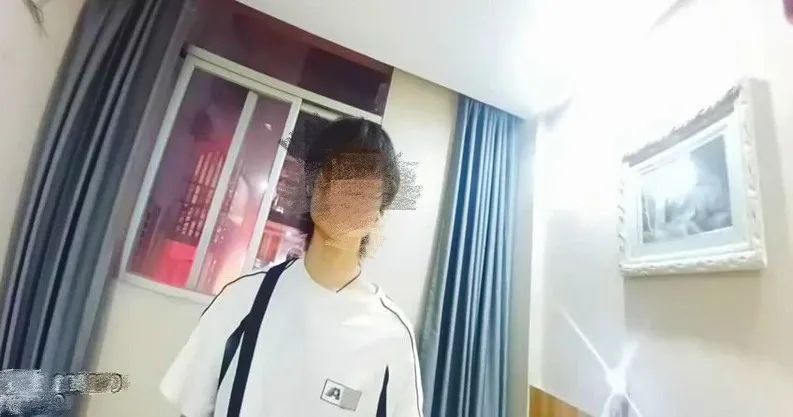 两男子报假警直播“扫黄”？抓了！