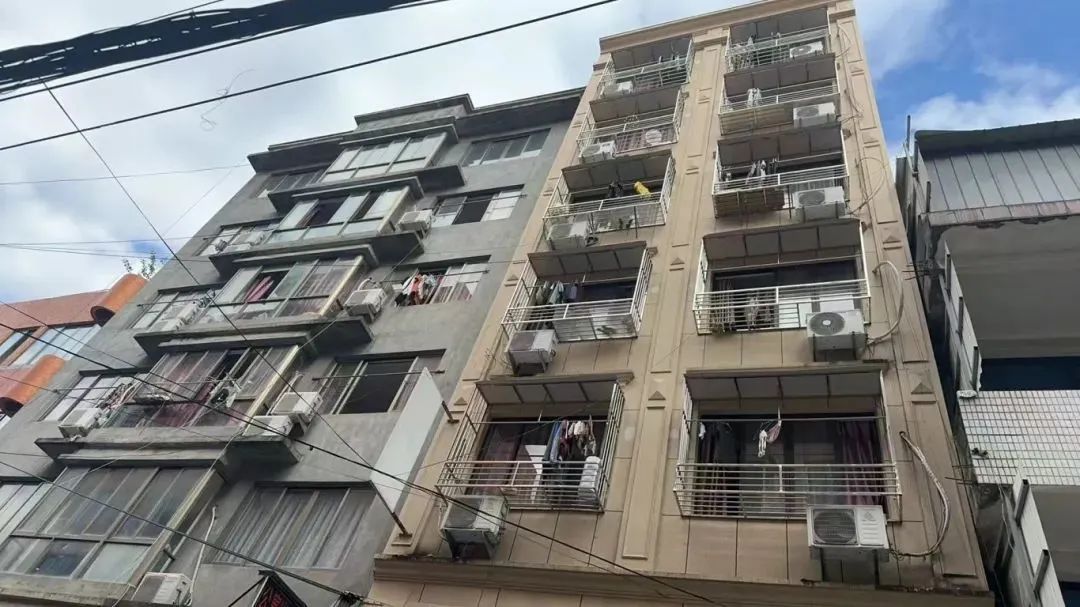在海宁偷了车就跑路？警方：追捕！
