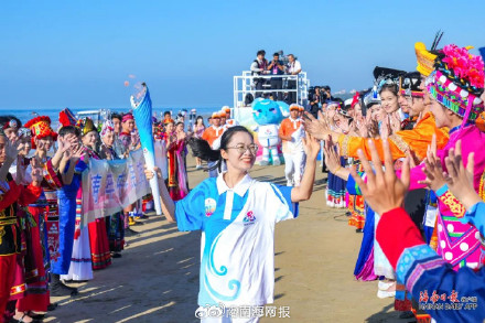 这场火炬传递背后,藏着“海南式”浪漫! 这场火炬传递背后,藏着“海南式”浪漫!