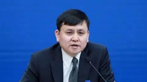 事关长新冠，张文宏团队有新发现！这些传染病近期高发，有人烧到怀疑人生