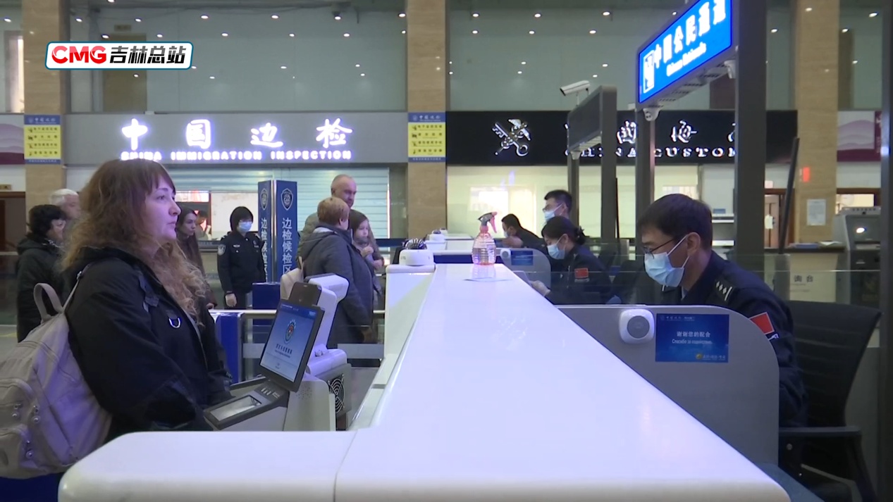 珲春口岸出入境人员突破60万人次