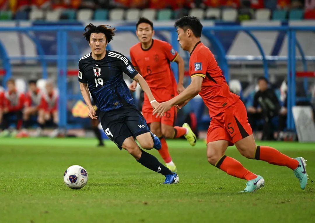 国足1:3不敌日本！五年来首破日本球门