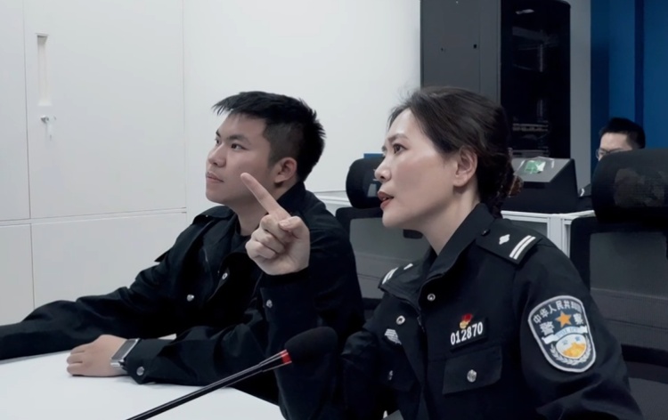 嫌疑人打伤便衣民警难以定罪，这位女博士出手了！