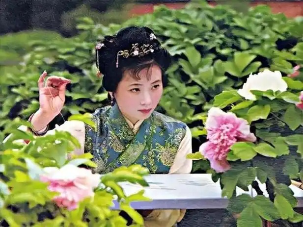 突发讣告！她因病去世，代表作《红楼梦》