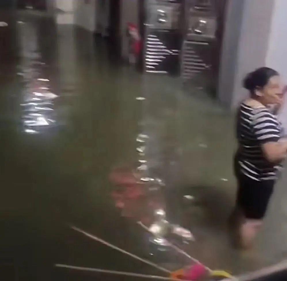 沿海多地现海水倒灌，专家分析与这一现象有关