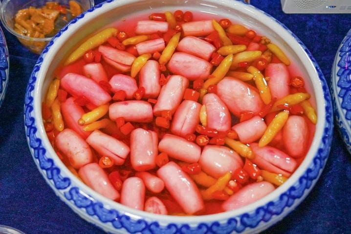 打卡理发店 免费游景区？这座“懂你之城”火了