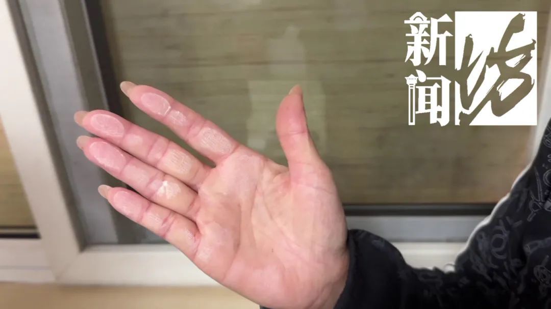 短短几小时，窗户全封死！上海这里的居民暴怒：太野蛮！