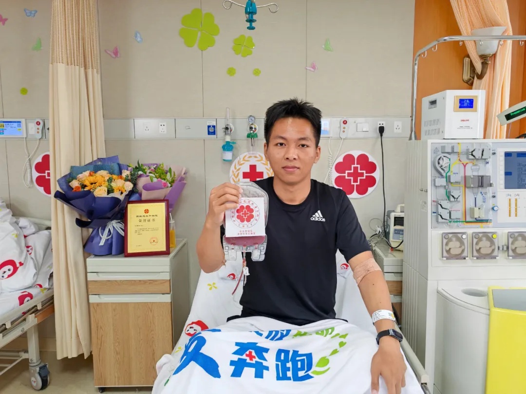 “00后”老师刚入职就请假15天！学生、家长纷纷点赞，原来……