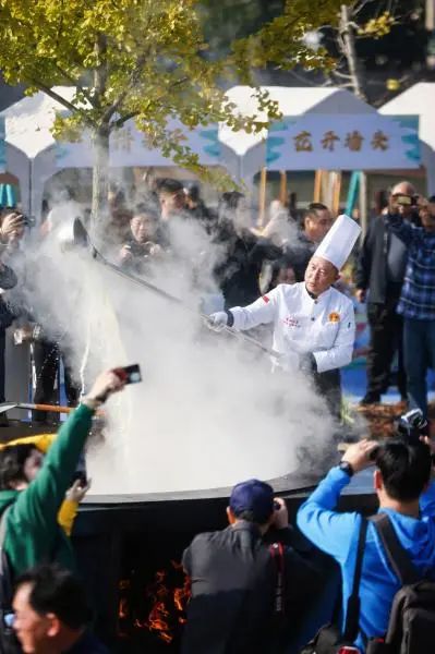 放冬塘熬鱼汤！象山西沪港再现古老渔家庆典