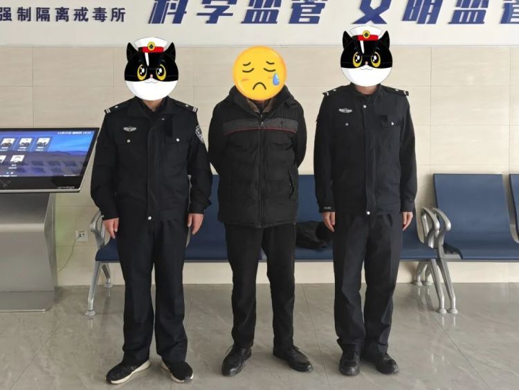 抢方向盘！公交司机冷静处置，救了全车人