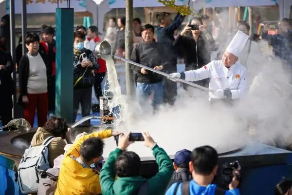 放冬塘熬鱼汤！象山西沪港再现古老渔家庆典