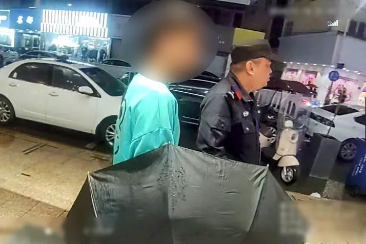 购买77克黄金，就这么白白送给陌生人？