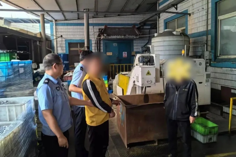 他打赏女主播400余万，只为听一声“哥哥”！最终落入法网