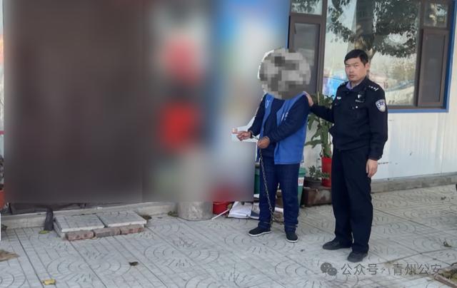 深夜，他爬进别人的店里...