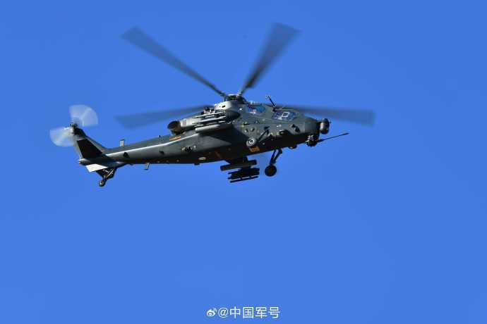 大片来袭!中部战区实弹训练高燃瞬间 大片来袭!中部战区实弹训练高燃瞬间